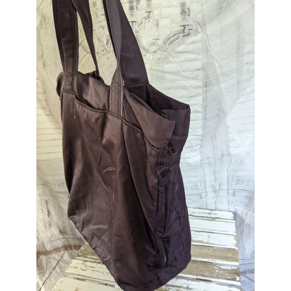 Lululemon gym workout bag large tote‎ purple duffle